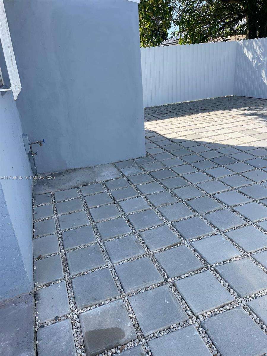 Fort Lauderdale | 1187 29th Ter N/A | Picture 15