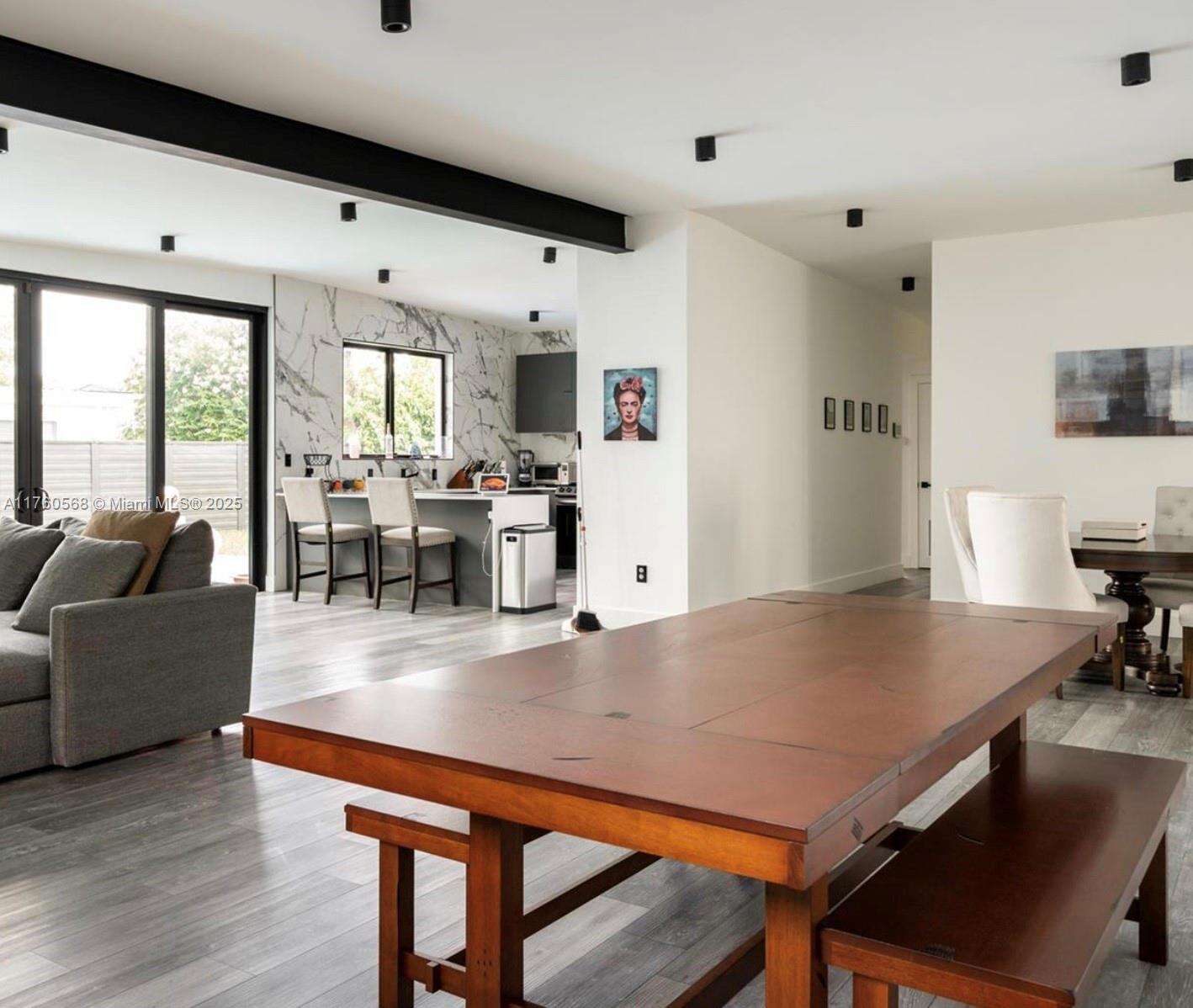 Miami | 19600 19th Ave N/A | Picture 13