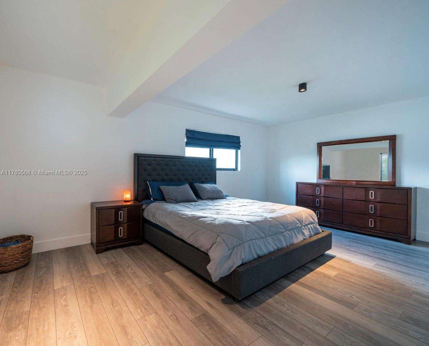 Miami | 19600 19th Ave N/A | Picture 16