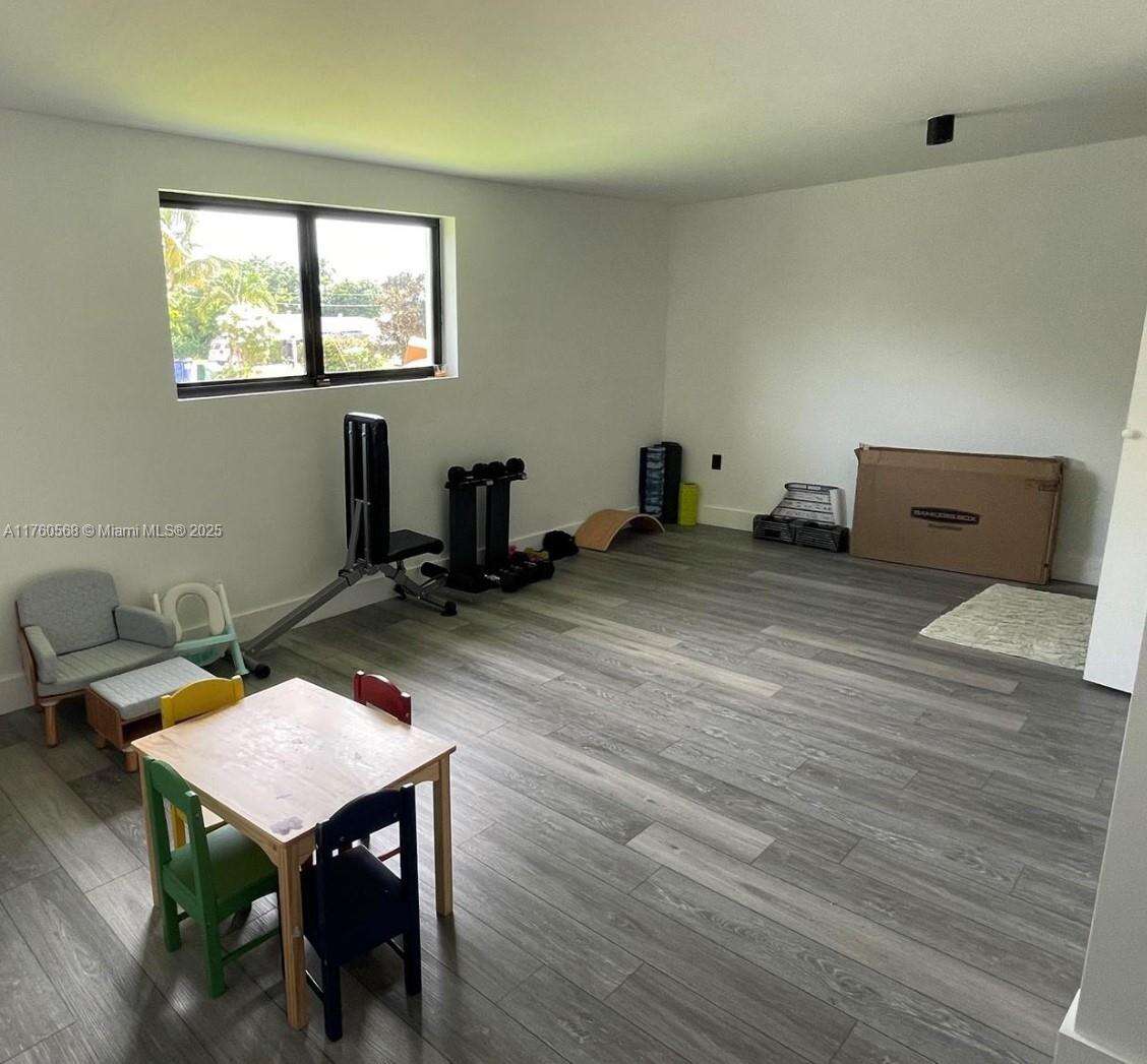 Miami | 19600 19th Ave N/A | Picture 29