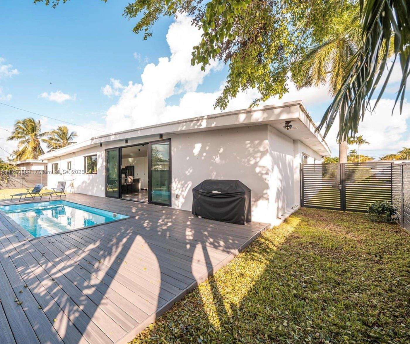 Miami | 19600 19th Ave N/A | Picture 30