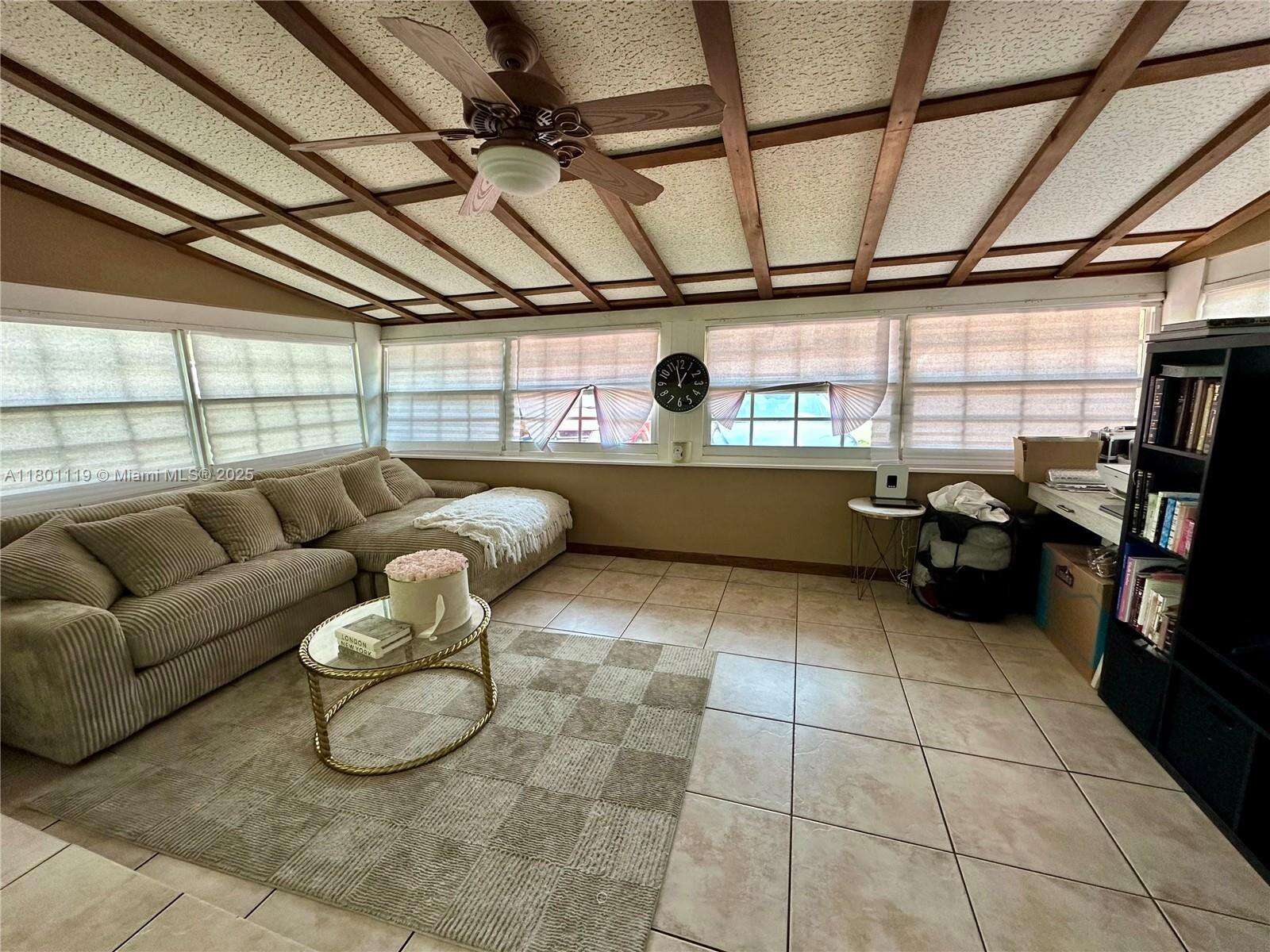 Miami | 21000 26th Ave N/A | Picture 1