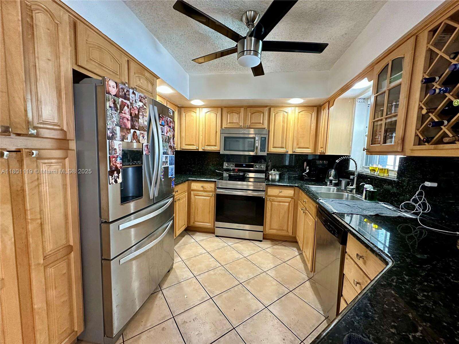 Miami | 21000 26th Ave N/A | Picture 2