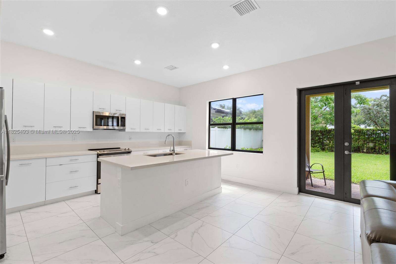 Miramar | 4349 173rd Ave N/A | Picture 10