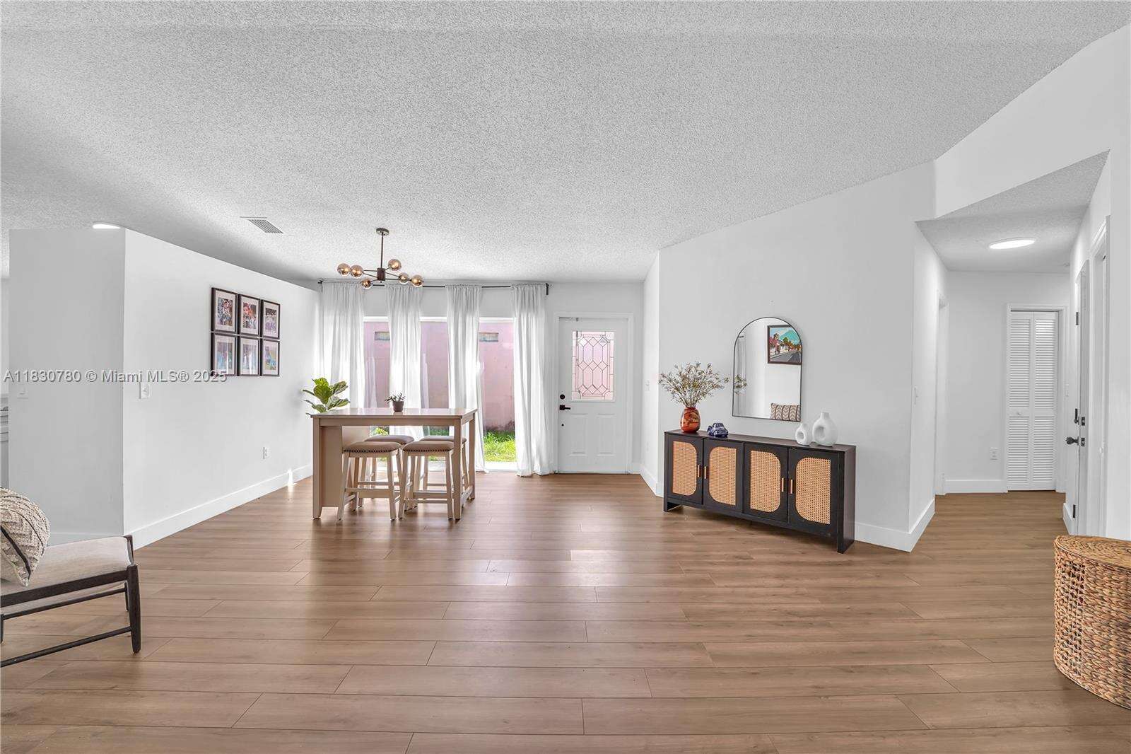 Miami | 17018 142nd Pl N/A | Picture 7