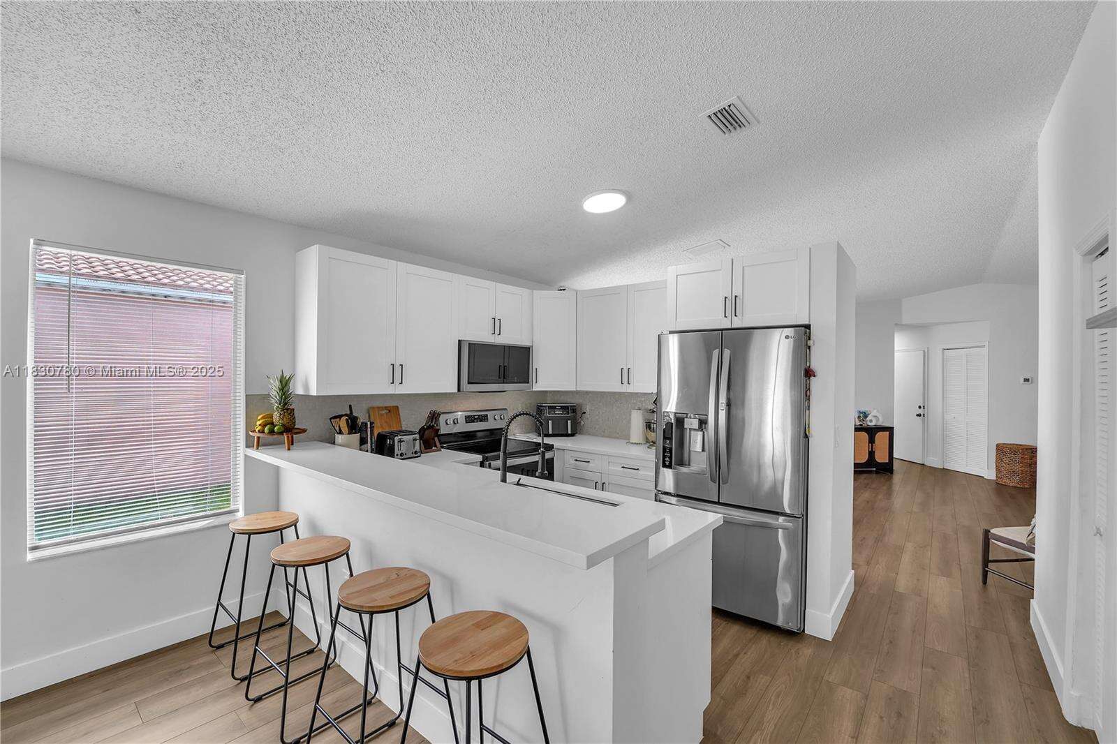 Miami | 17018 142nd Pl N/A | Picture 9