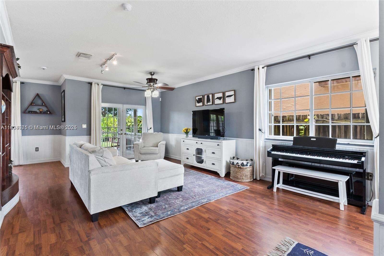 Homestead | 2617 41st Cir N/A | Picture 3