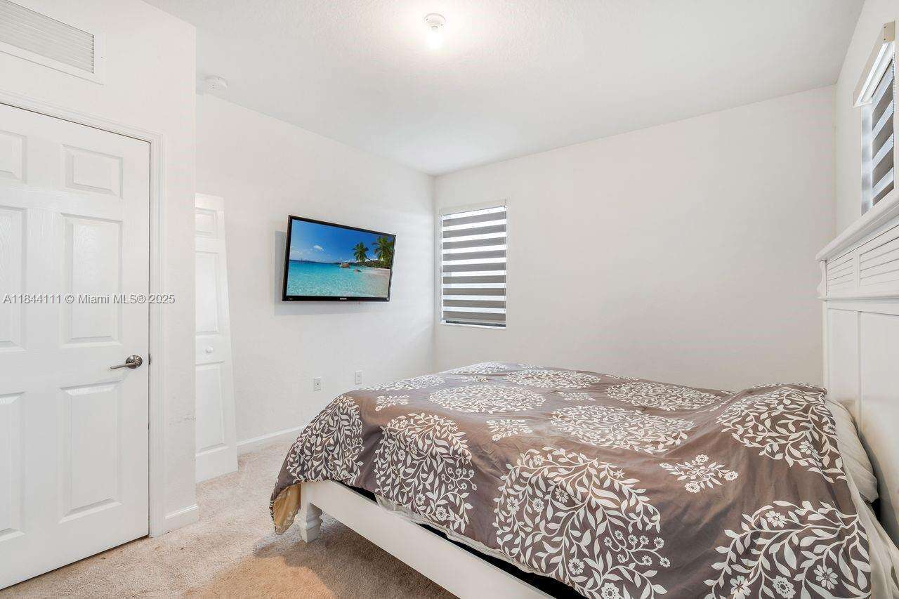 Miami | 12861 229 Th Terrace N/A | Picture 21