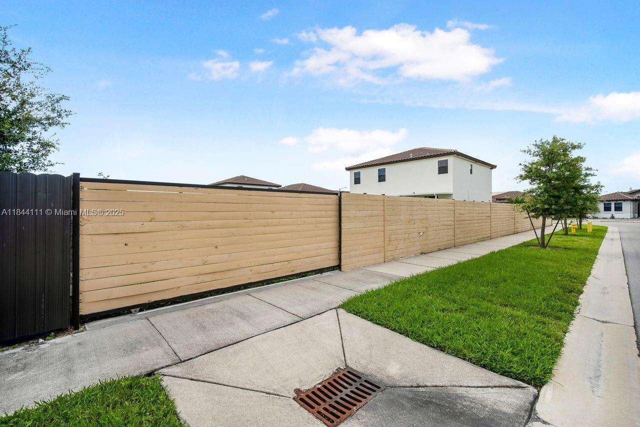 Miami | 12861 229 Th Terrace N/A | Picture 37