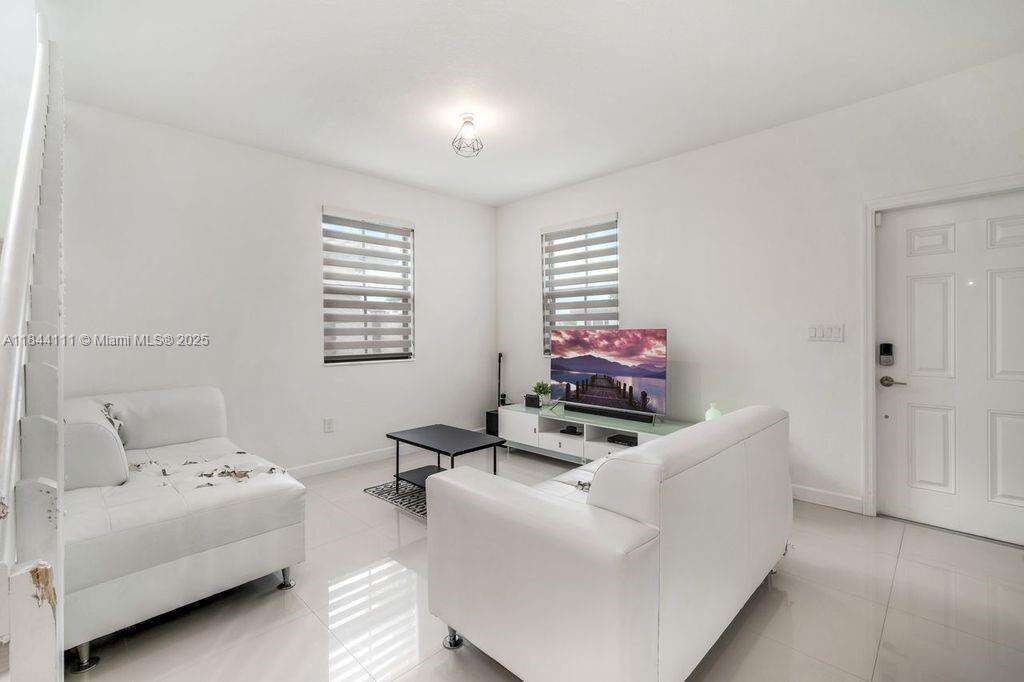 Miami | 12861 229 Th Terrace N/A | Picture 5