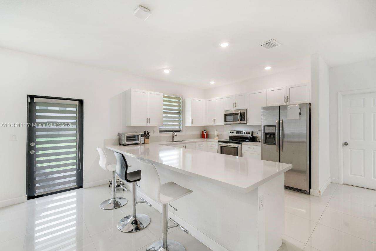 Miami | 12861 229 Th Terrace N/A | Picture 9