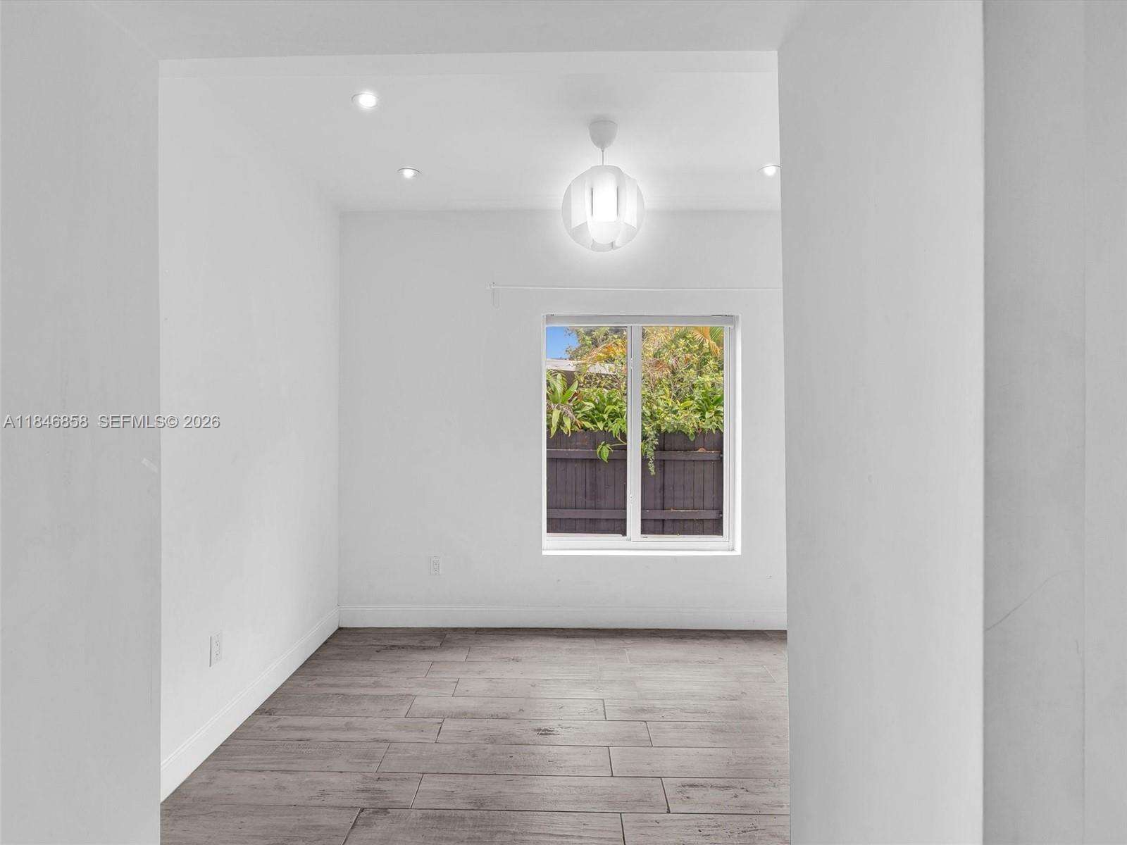 El Portal | 420 90th St N/A | Picture 32