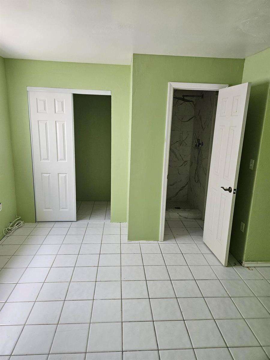 Miami | 21109 3 N/A | Picture 13