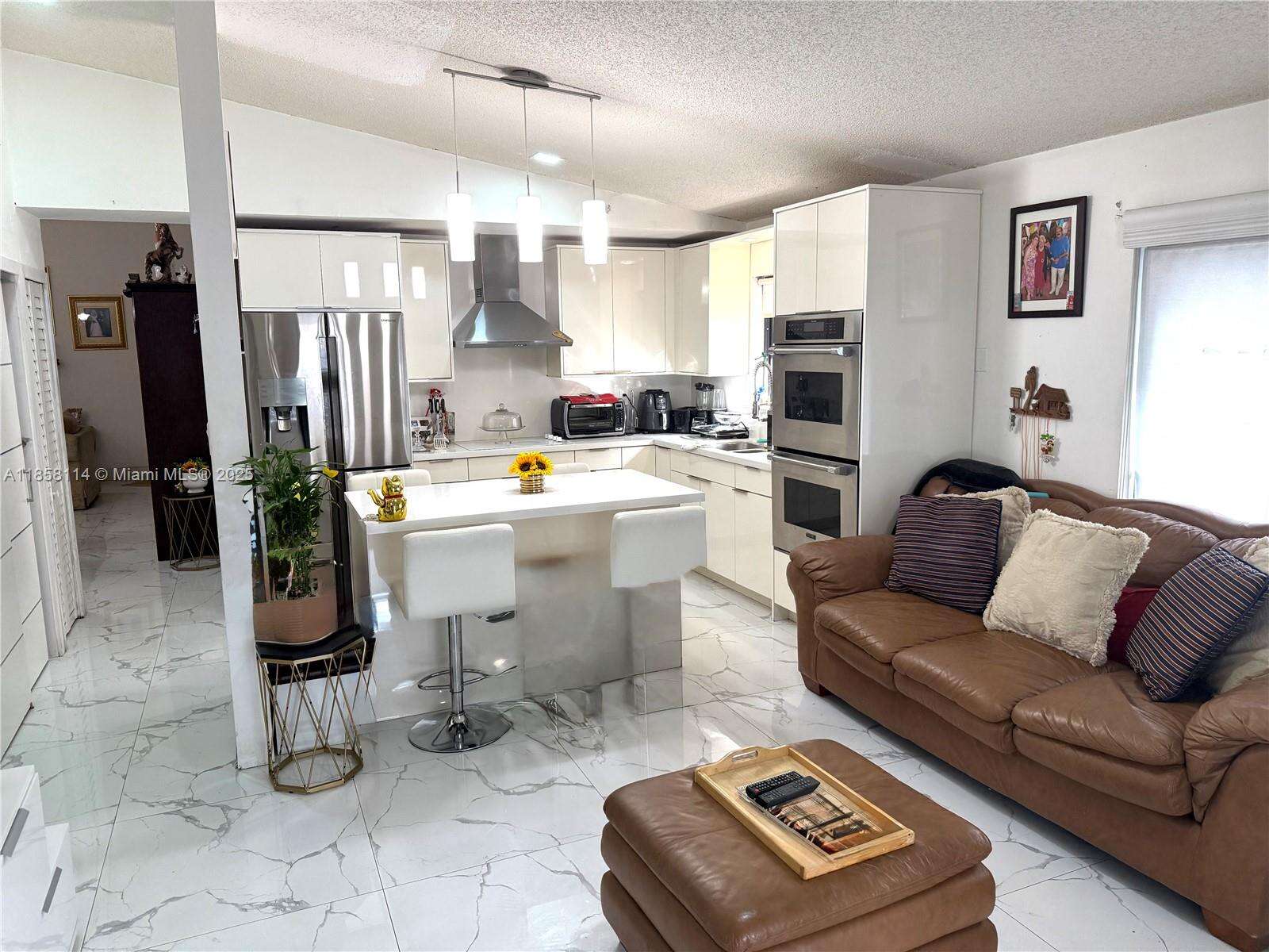 Miami | 11266 33rd St N/A | Picture 11