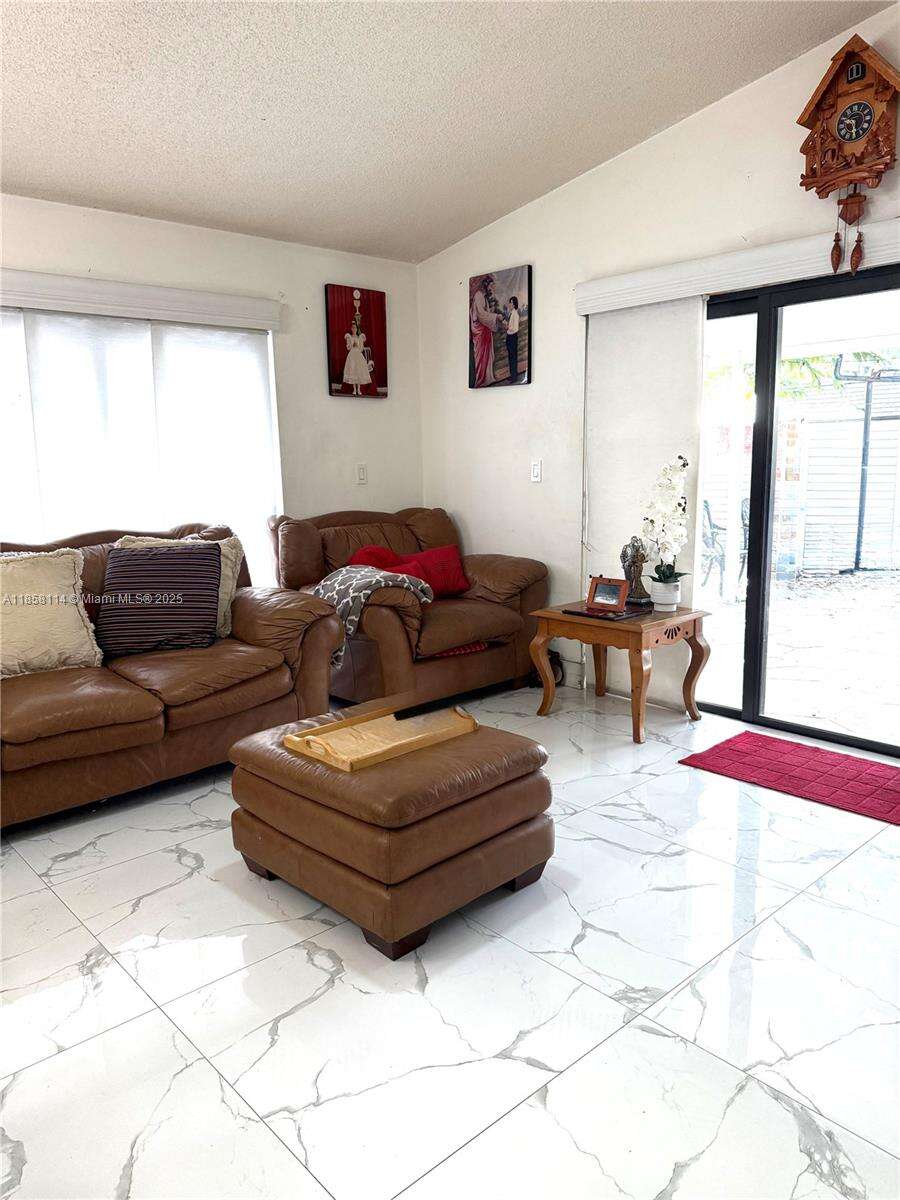 Miami | 11266 33rd St N/A | Picture 14