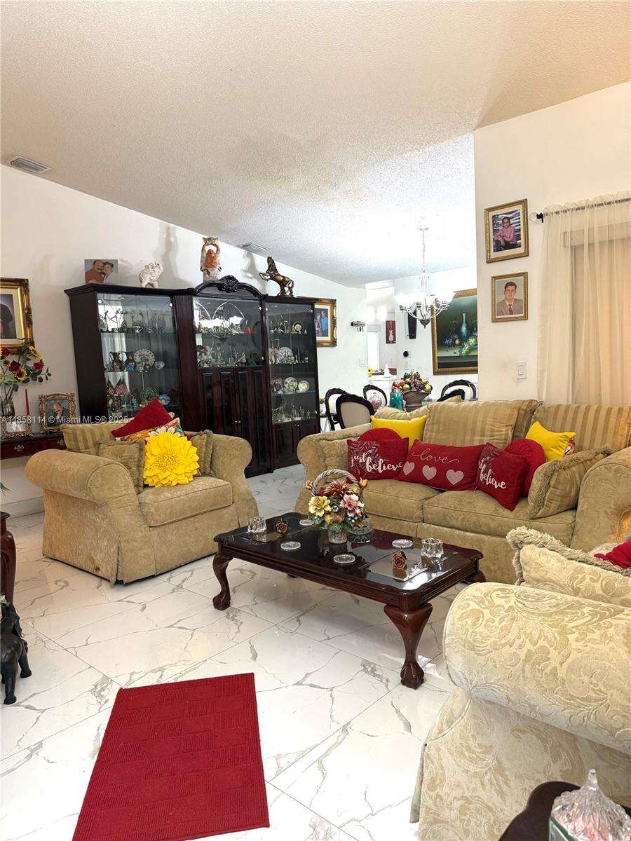 Miami | 11266 33rd St N/A | Picture 4