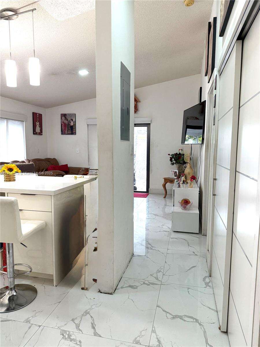 Miami | 11266 33rd St N/A | Picture 8
