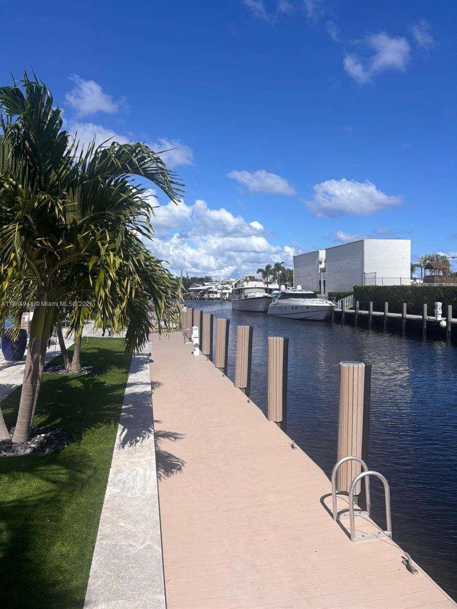 Lighthouse Point | 4220 27th Ave N/A | Picture 18