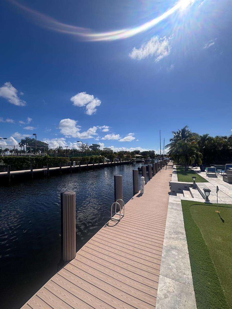 Lighthouse Point | 4220 27th Ave N/A | Picture 24