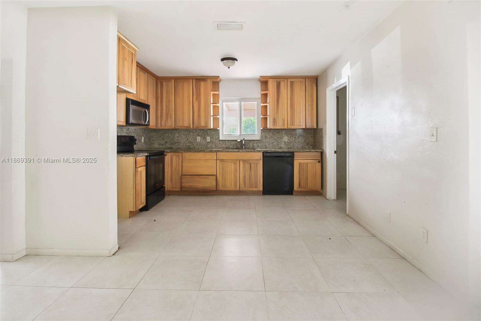 Dania Beach | 846 10th Ave N/A | Picture 11