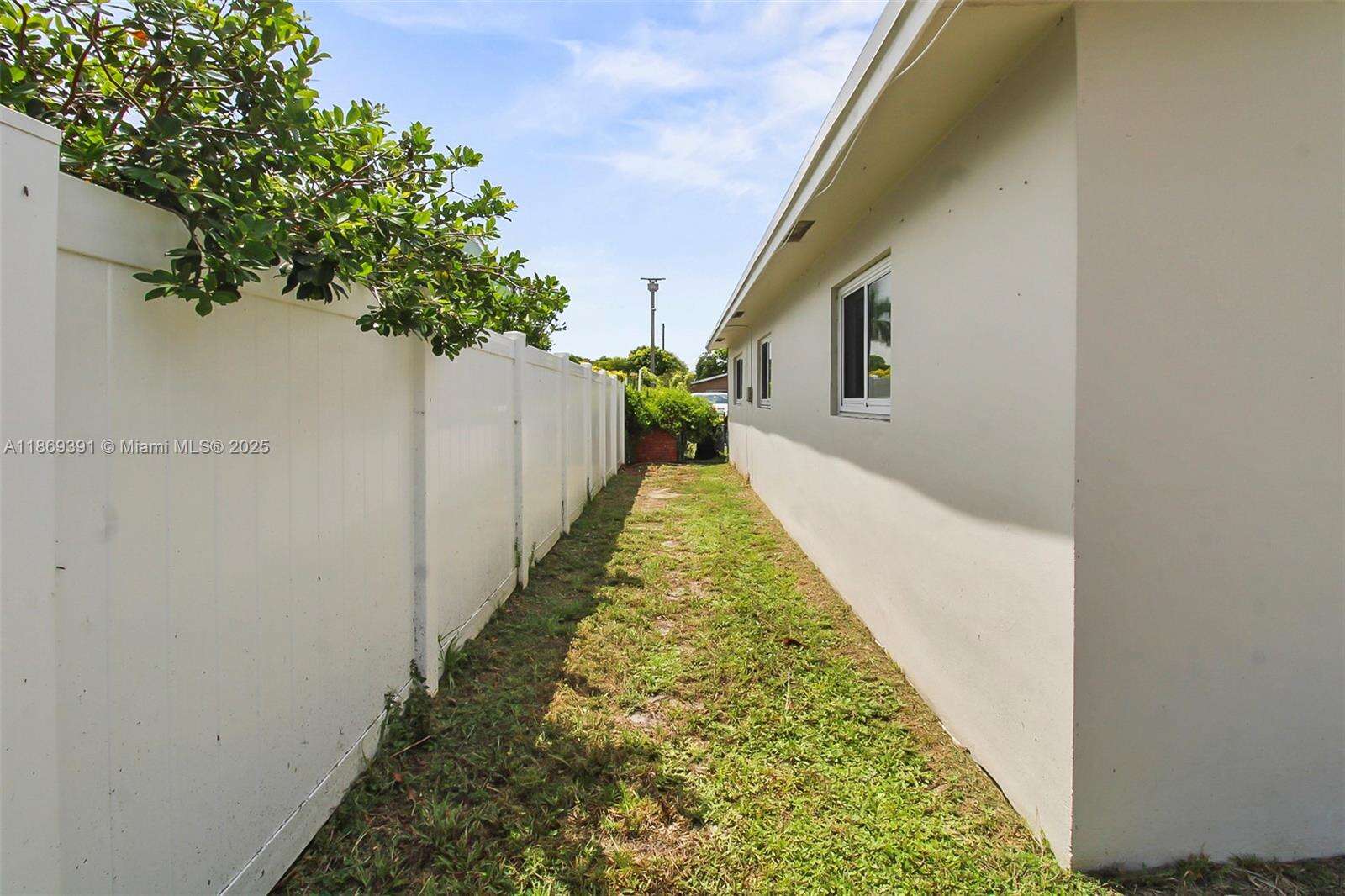 Dania Beach | 846 10th Ave N/A | Picture 24