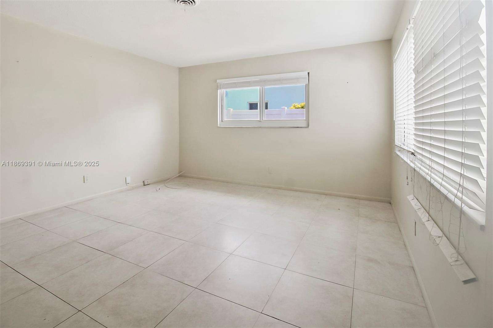 Dania Beach | 846 10th Ave N/A | Picture 9