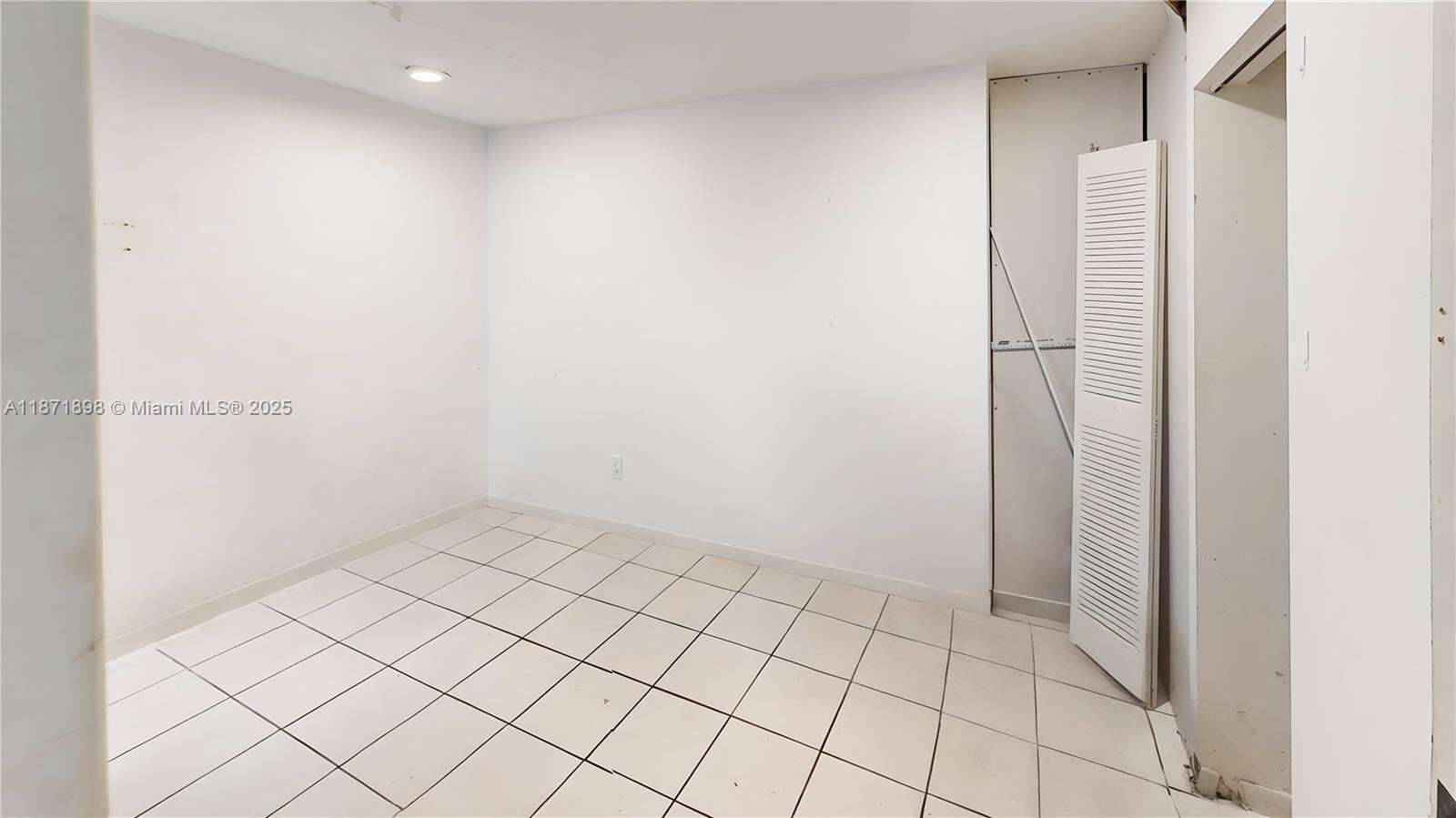 Miami | 15166 94th Ter N/A | Picture 17