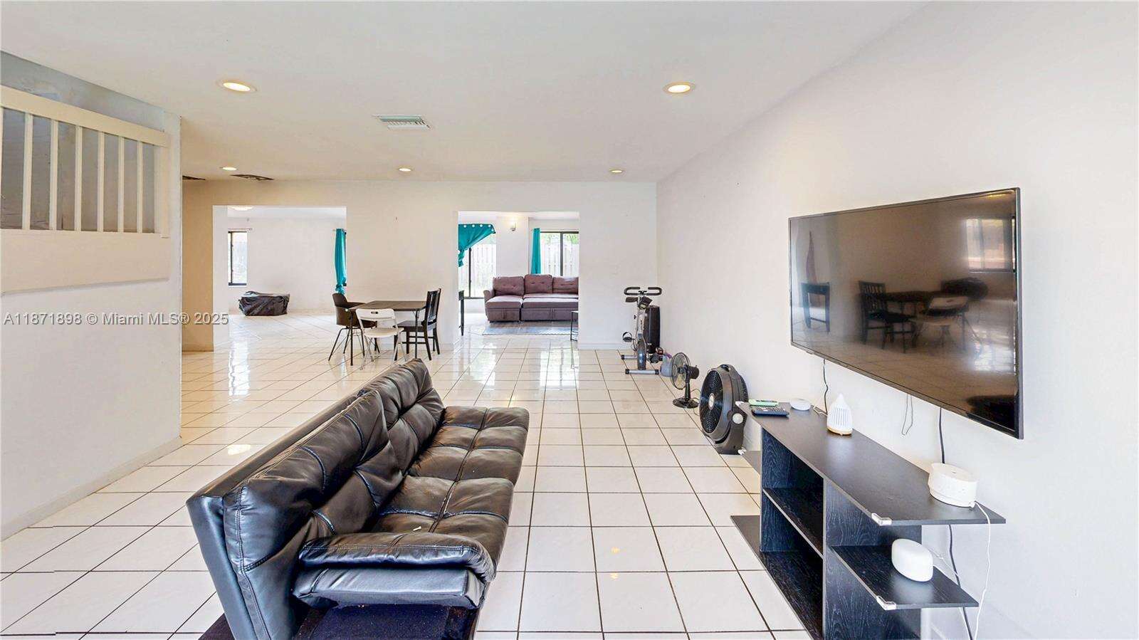 Miami | 15166 94th Ter N/A | Picture 18