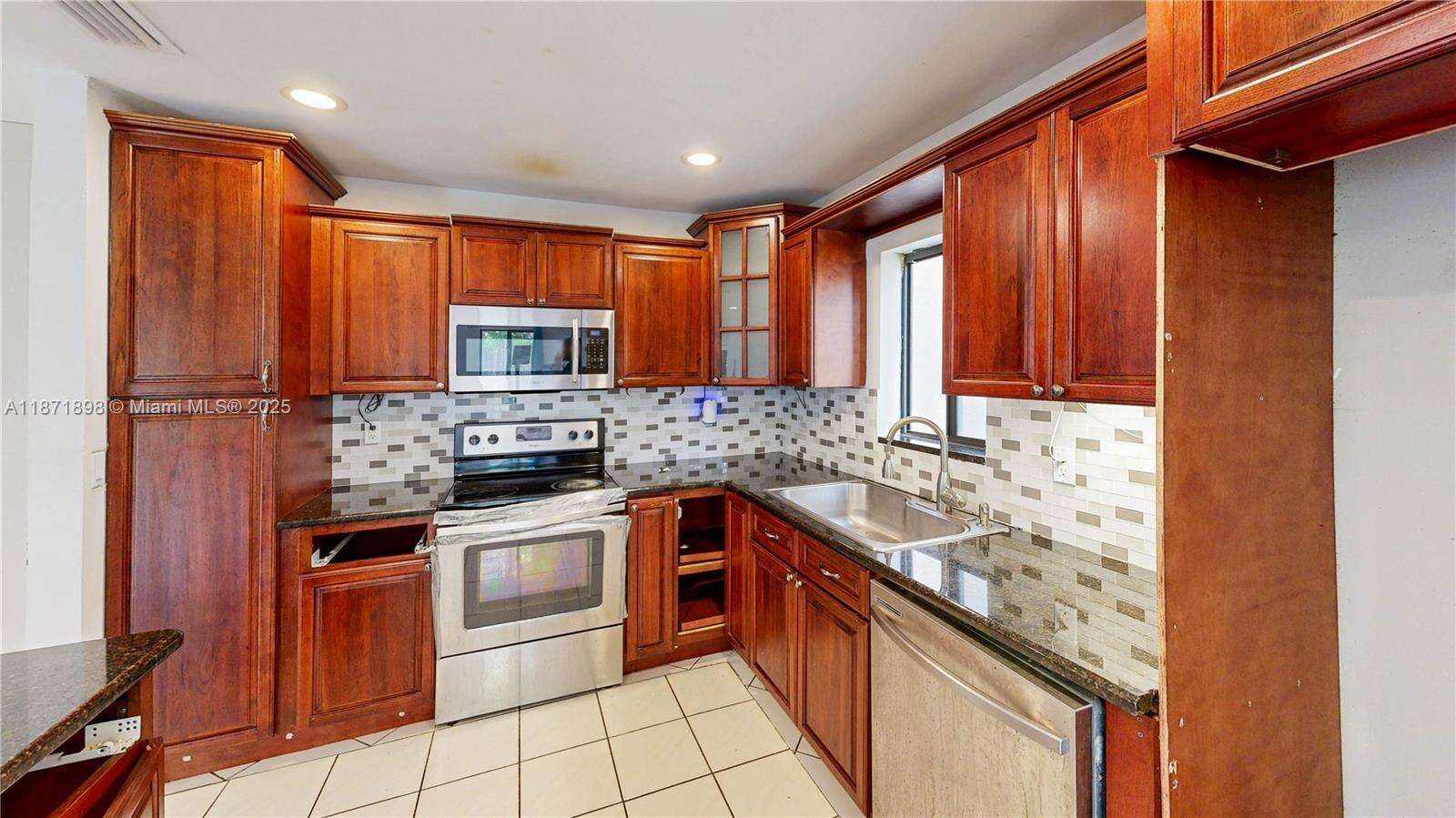 Miami | 15166 94th Ter N/A | Picture 25