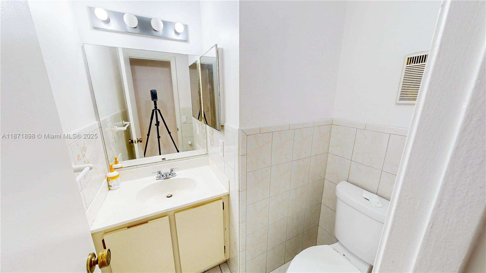 Miami | 15166 94th Ter N/A | Picture 30