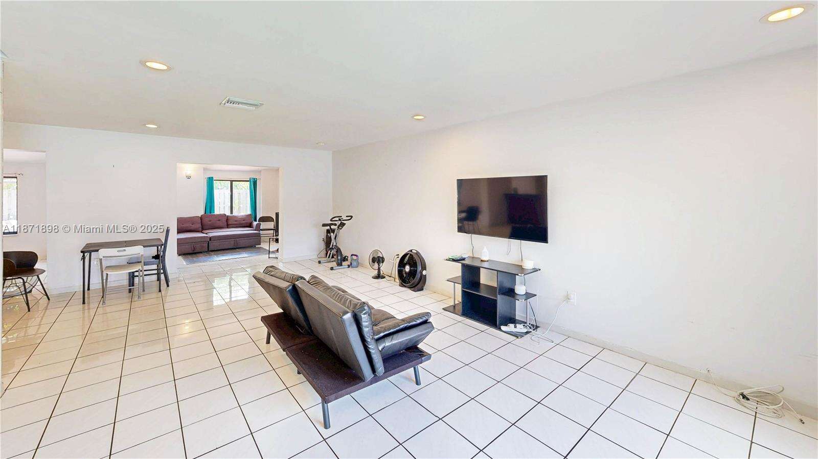 Miami | 15166 94th Ter N/A | Picture 8