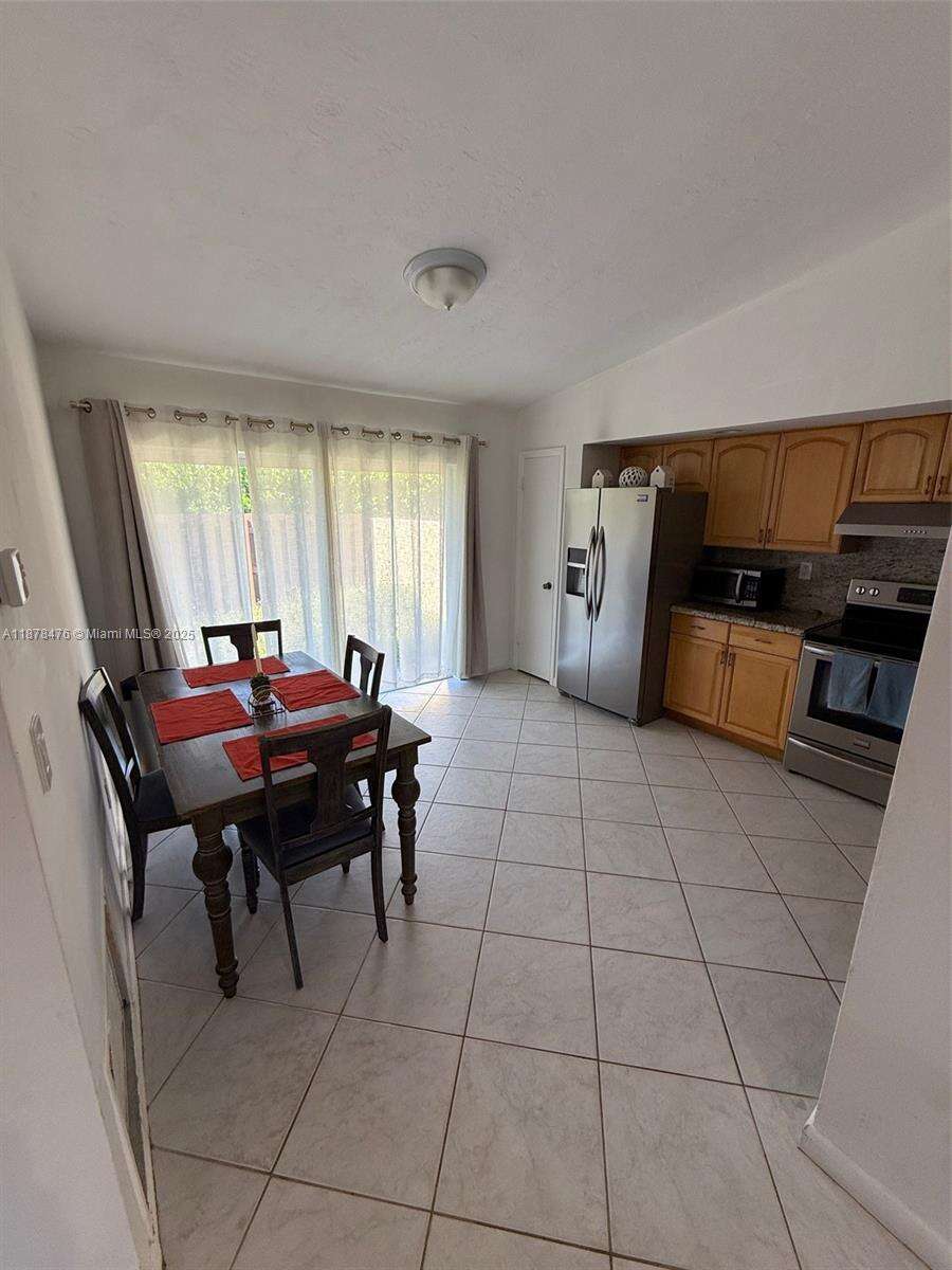 Miami | 12413 112th Ter N/A | Picture 4