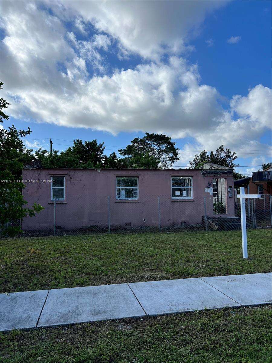 Hollywood | 2122 Dewey St N/A | Picture 1