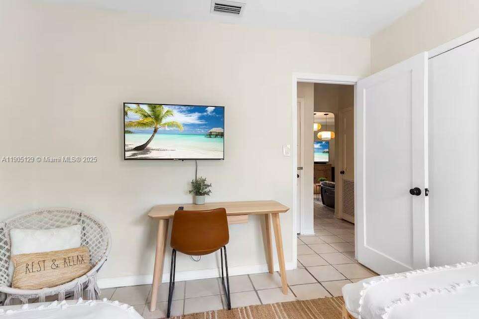 Miami | 402 102nd St N/A | Picture 22