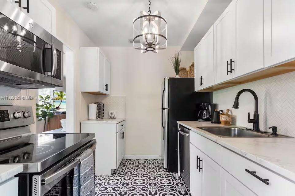 Miami | 402 102nd St N/A | Picture 9