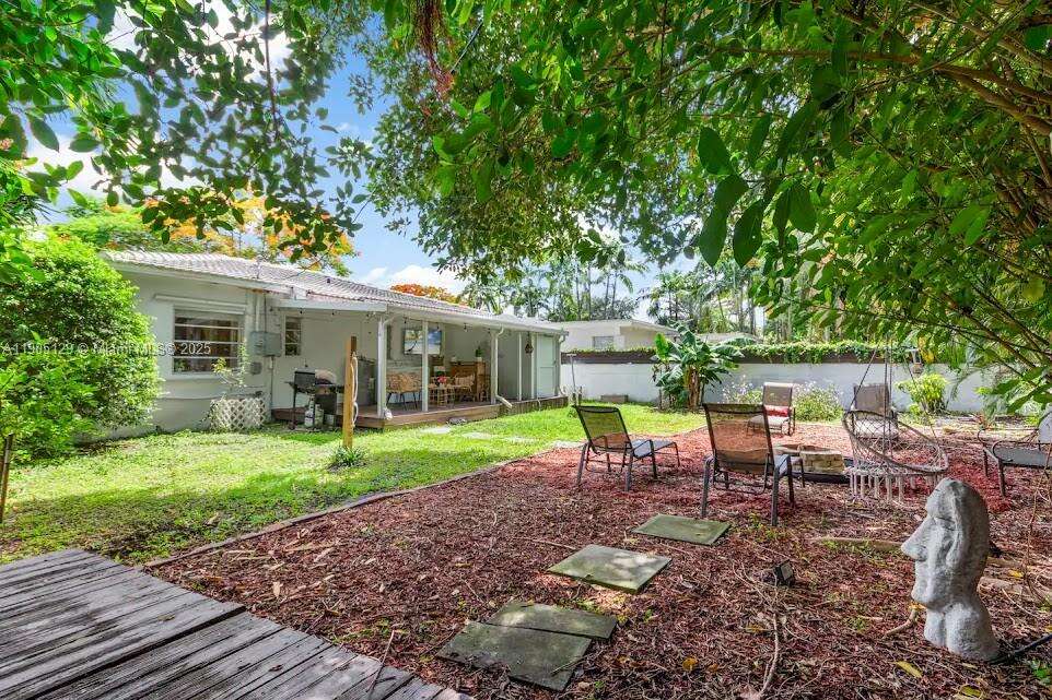 Miami | 402 102nd St N/A | Picture 10