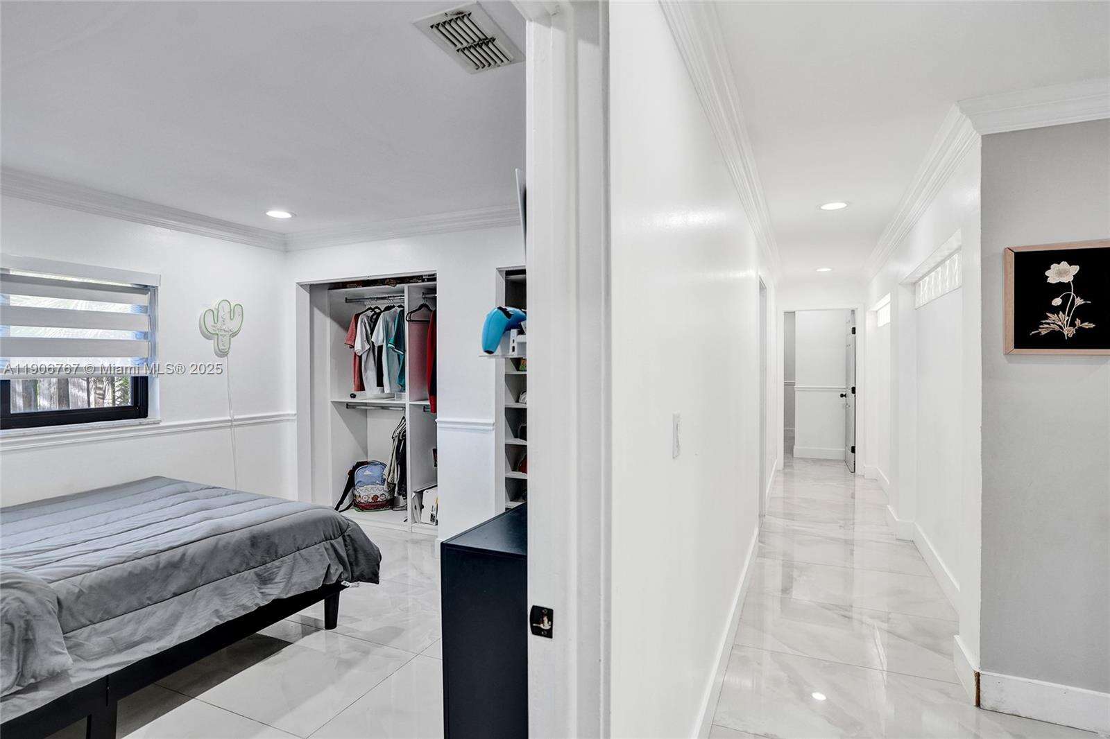 Sunrise | 9350 43rd Mnr N/A | Picture 27