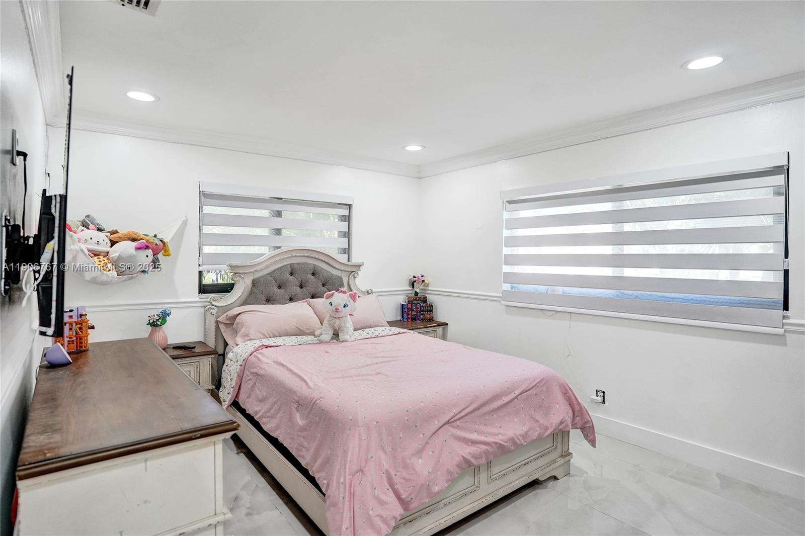 Sunrise | 9350 43rd Mnr N/A | Picture 32