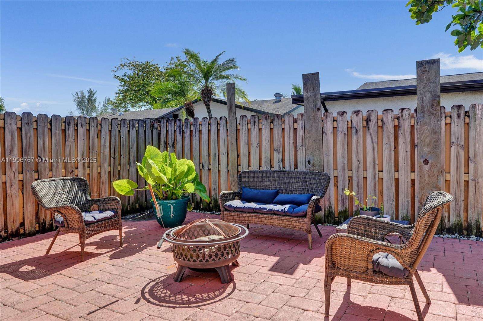 Sunrise | 9350 43rd Mnr N/A | Picture 37