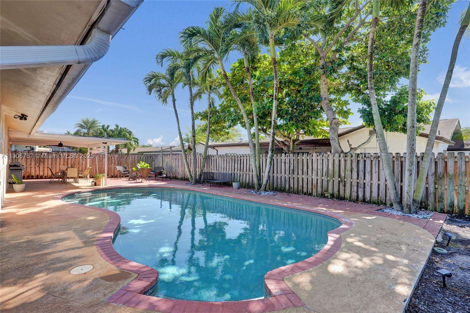 Sunrise | 9350 43rd Mnr N/A | Picture 38