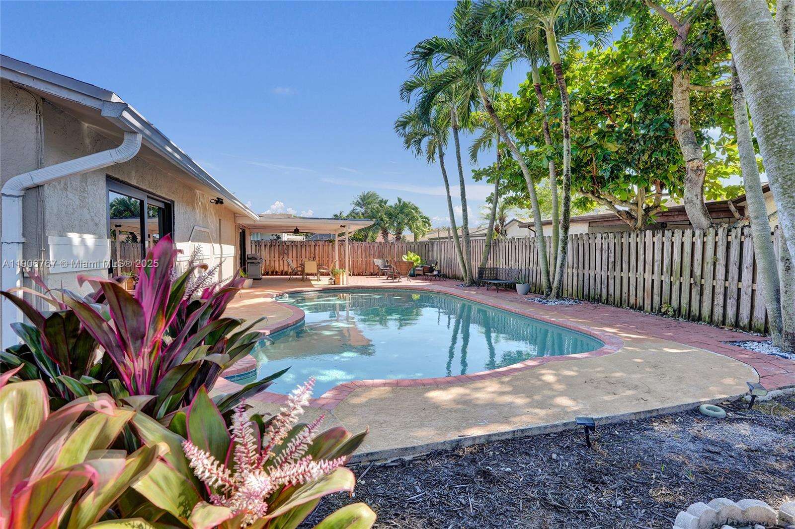 Sunrise | 9350 43rd Mnr N/A | Picture 39