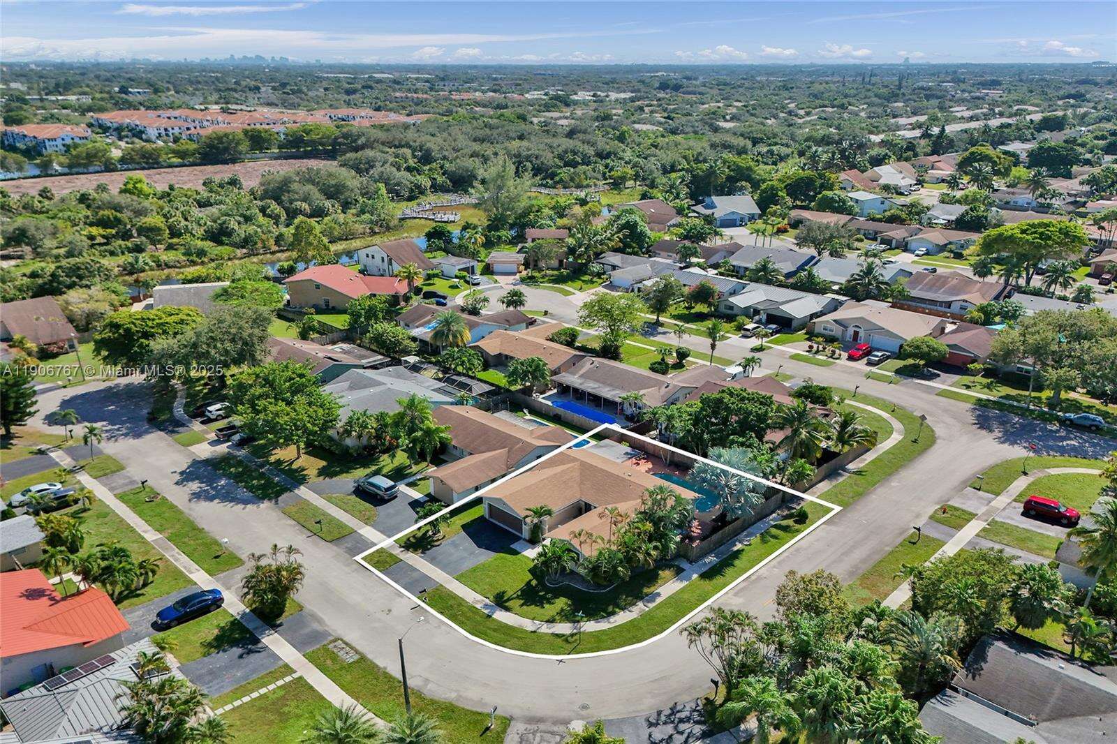 Sunrise | 9350 43rd Mnr N/A | Picture 46