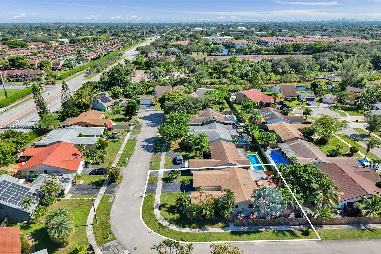 Sunrise | 9350 43rd Mnr N/A | Picture 47