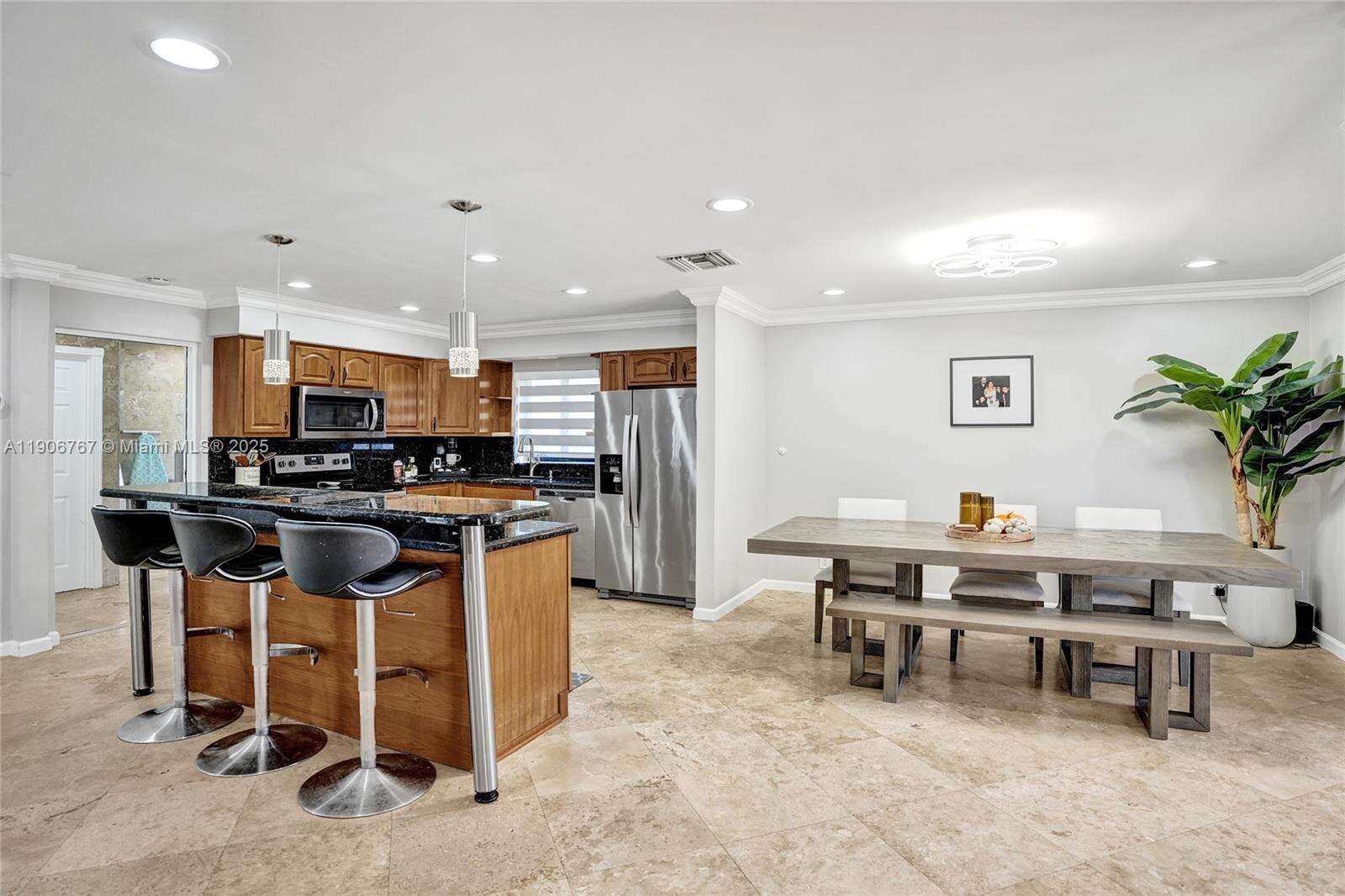 Sunrise | 9350 43rd Mnr N/A | Picture 10