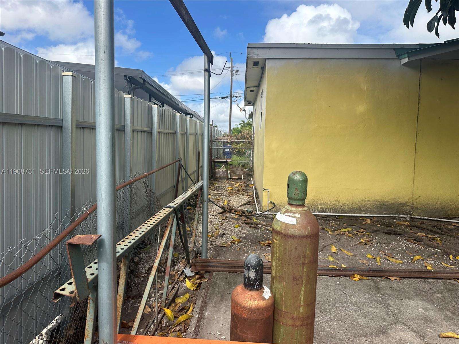 Miami Gardens | 15151 Railroad Dr N/A | Picture 7