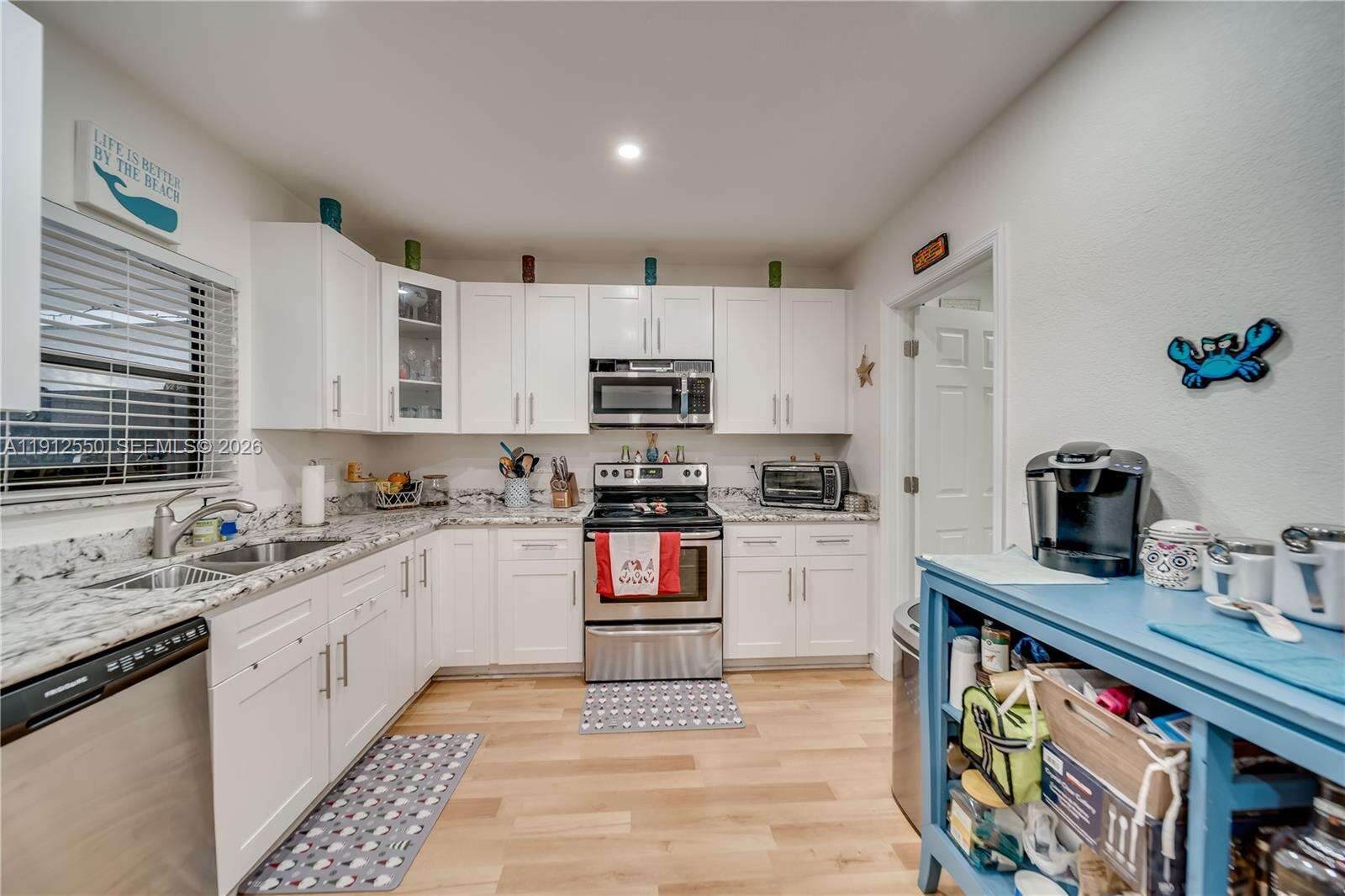 Hollywood | 7440 Fillmore St N/A | Picture 17