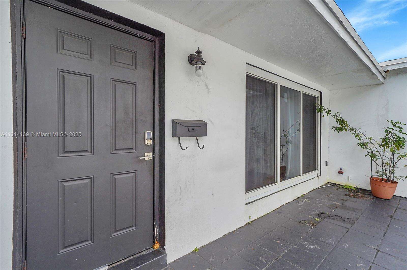 Miramar | 7916 Miramar Pkwy N/A | Picture 6