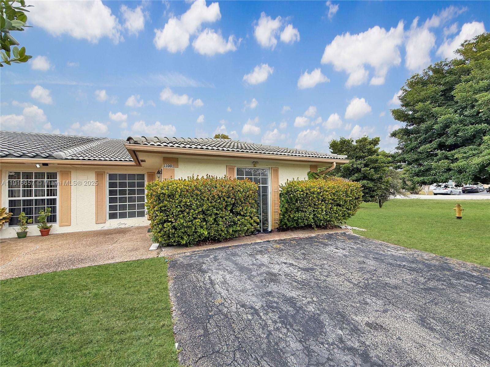 Coral Springs | 11001 44th St East N/A | Picture 1