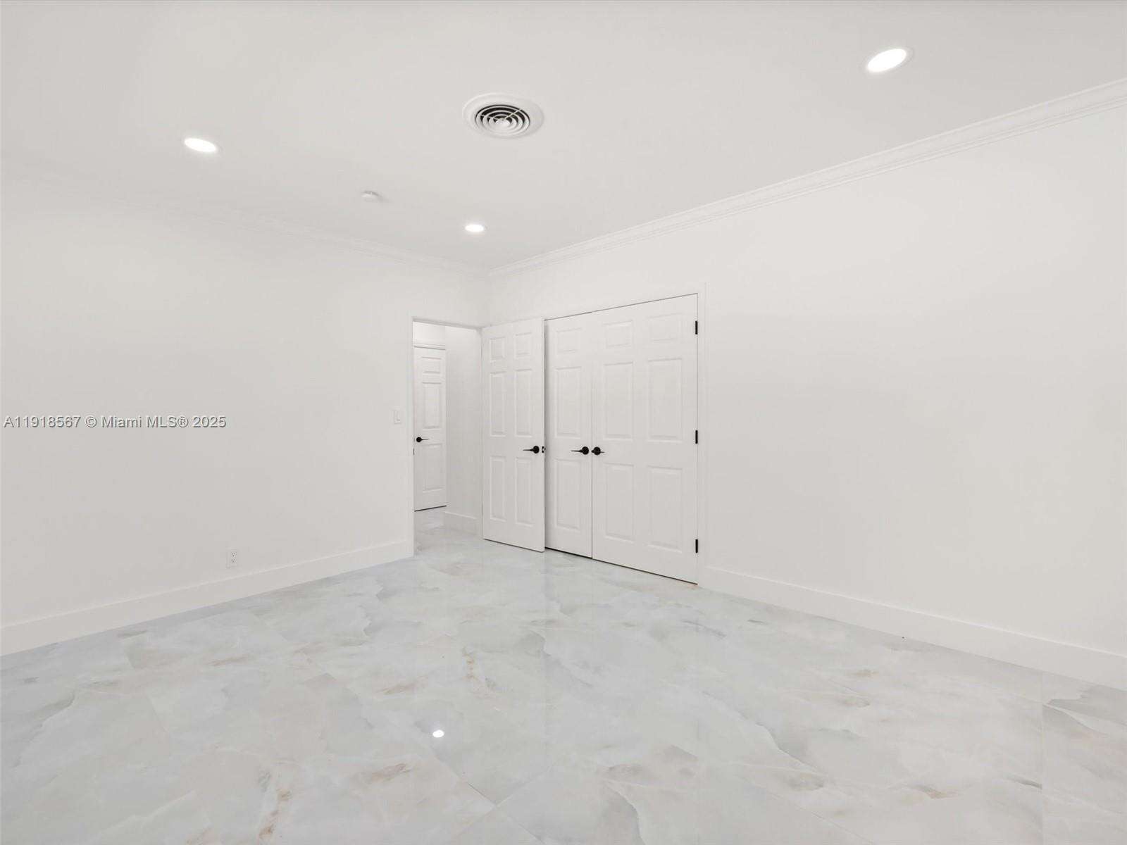 Fort Lauderdale | 2764 35th St N/A | Picture 14