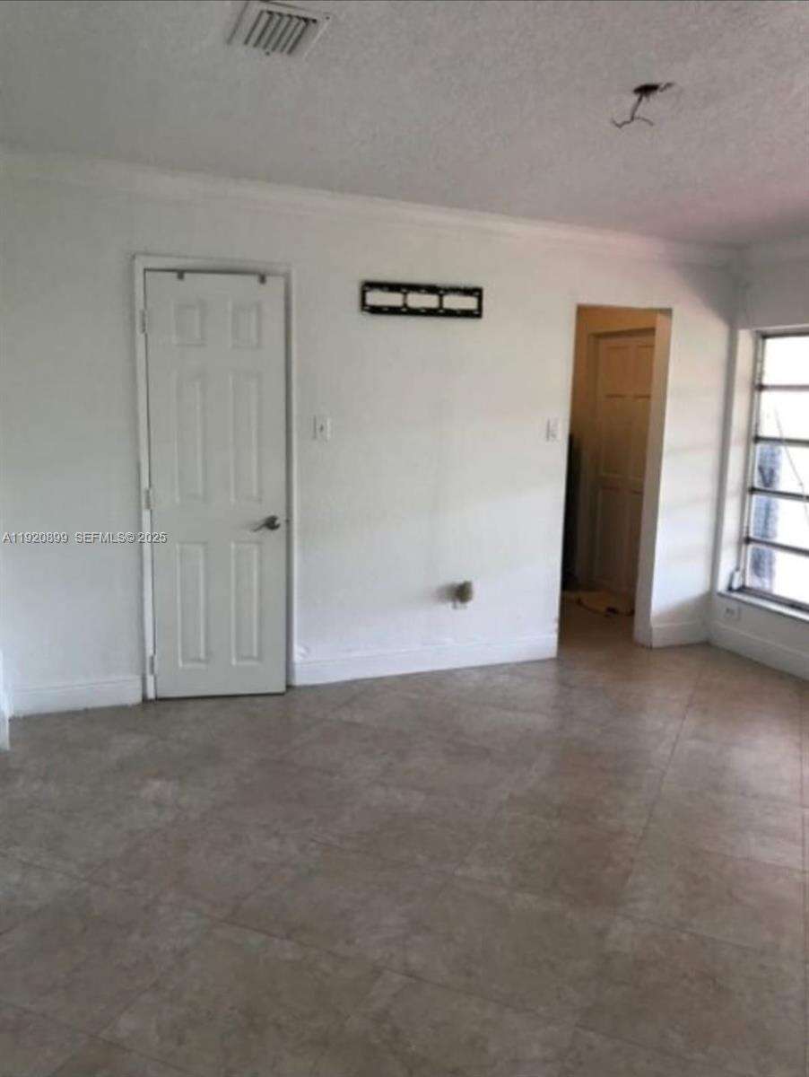 Hialeah | 621 39th St N/A | Picture 6